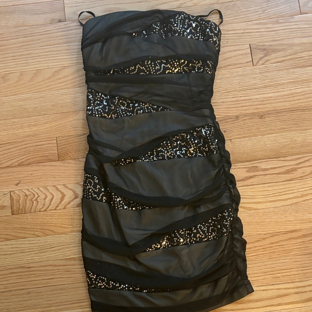 Black Sequin Strapless Party Dress